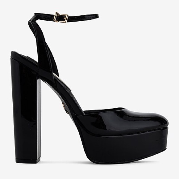EXPRESS Rounded Toe Platform Pumps - Picture 4 of 4